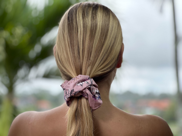 Nyoman Hair Scrunchie