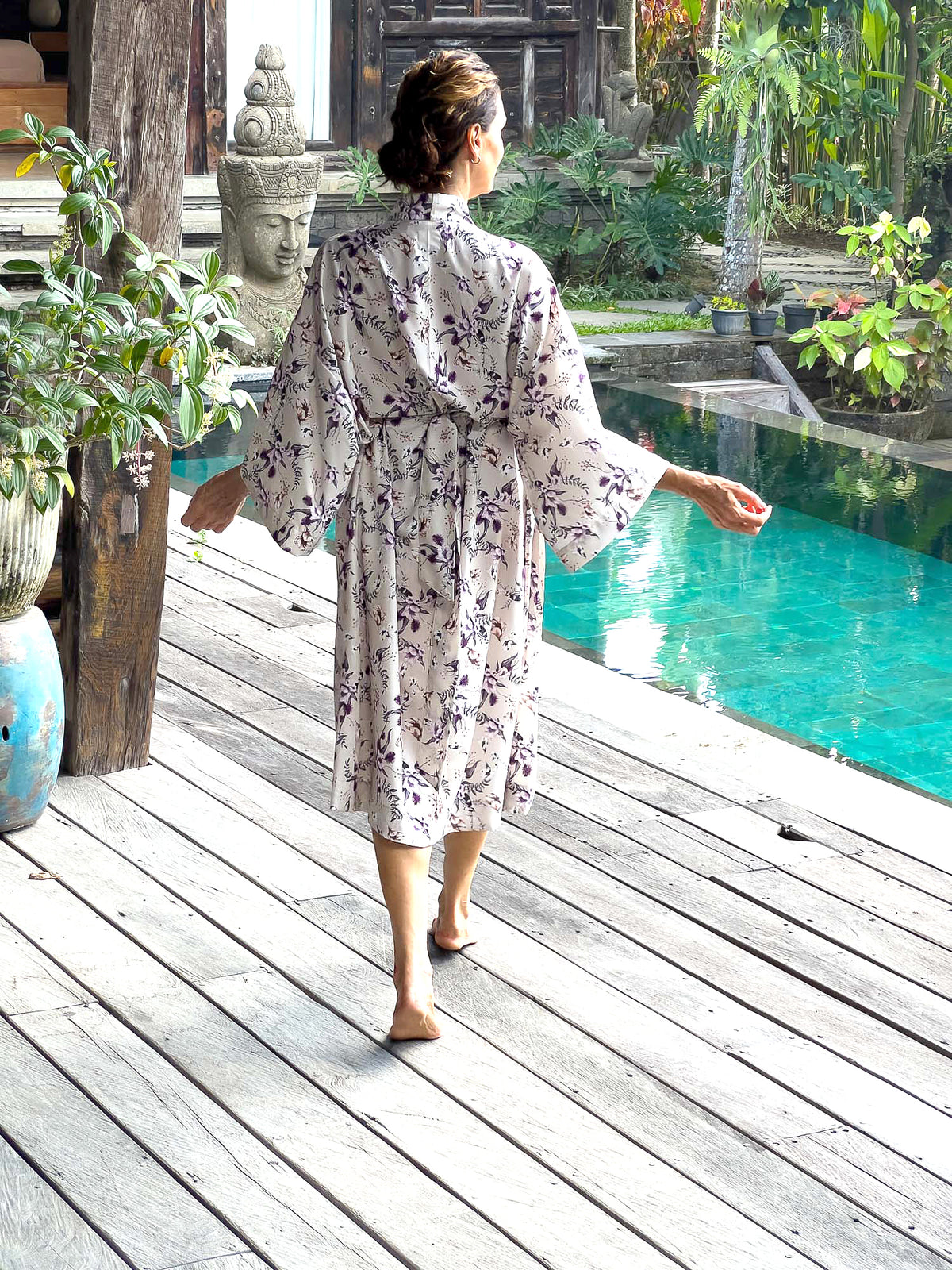 Bulan Kimono