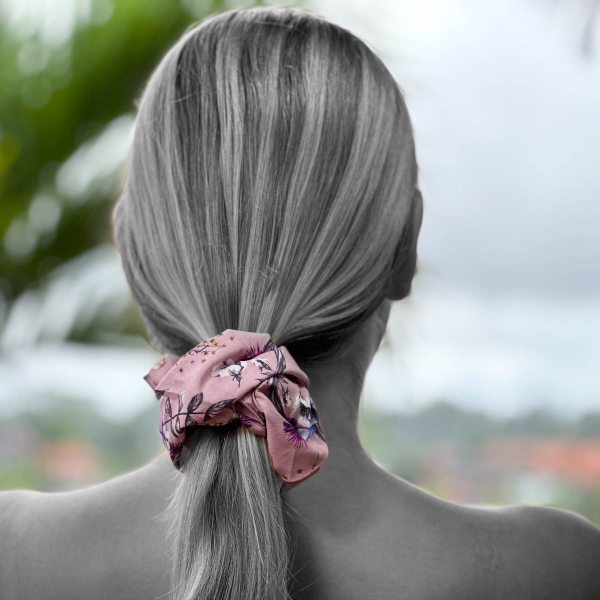 Yulia Hair Scrunchie